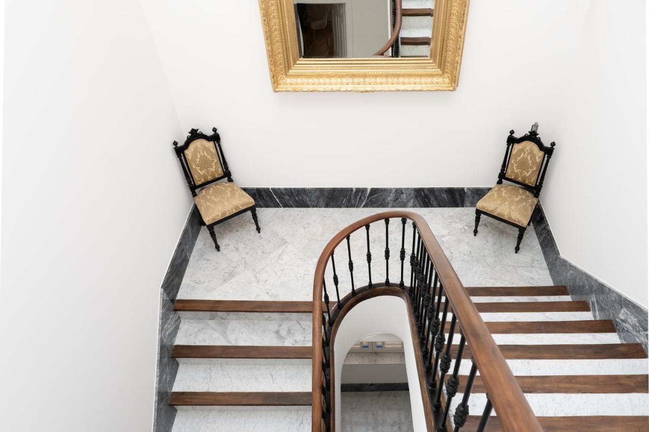 Inmalaga Santos Suites 1 Luaran gambar